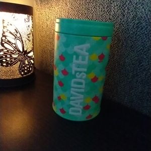 David's Tea tin